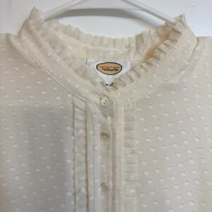 Talbots pure silk women’s size 20 button up cream blouse ruffle feminine office